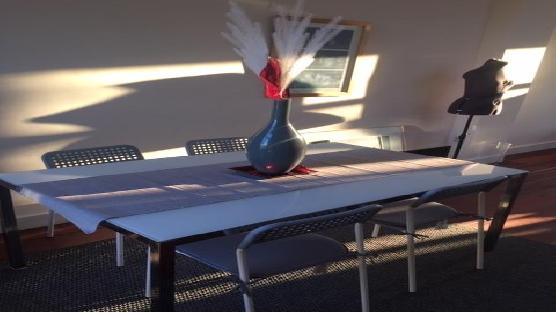 Soft Spacious Central - Two floor Living with a view